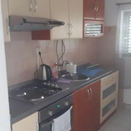 Lovely In With Balcony Apartment Pirovac